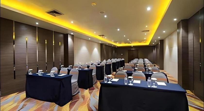 Aria Barito Hotel Banjarmasin  Dış mekan fotoğraf